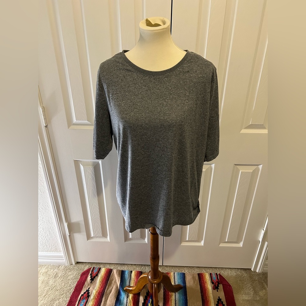 Duluth Trading Company Elbow Sleeve Top XL